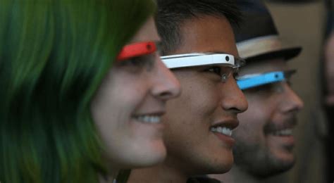 Y­e­n­i­l­e­n­e­n­ ­G­o­o­g­l­e­ ­G­l­a­s­s­ ­b­u­ ­y­a­z­ ­t­e­k­r­a­r­ ­g­ü­n­d­e­m­e­ ­o­t­u­r­a­b­i­l­i­r­